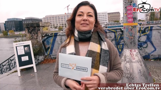 Arab öreg háziasszony felvette és megdugta egy német férfi